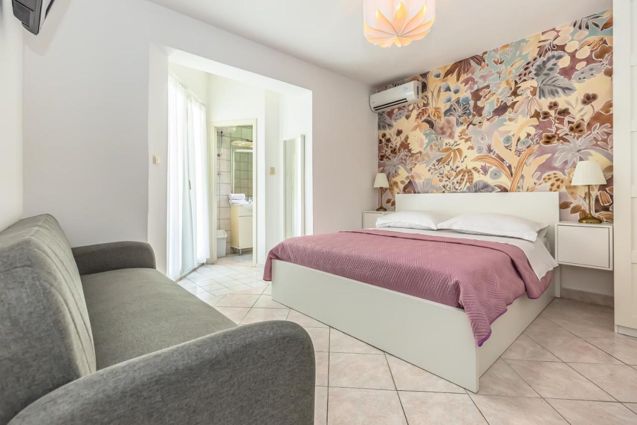 Apartments Agneza Tučepi エクステリア 写真