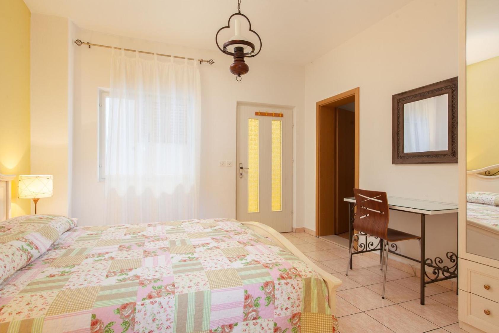 Apartments Agneza Tučepi エクステリア 写真
