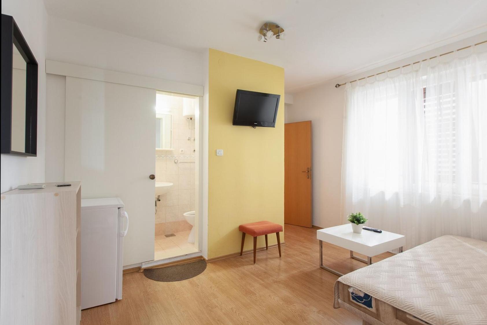 Apartments Agneza Tučepi エクステリア 写真