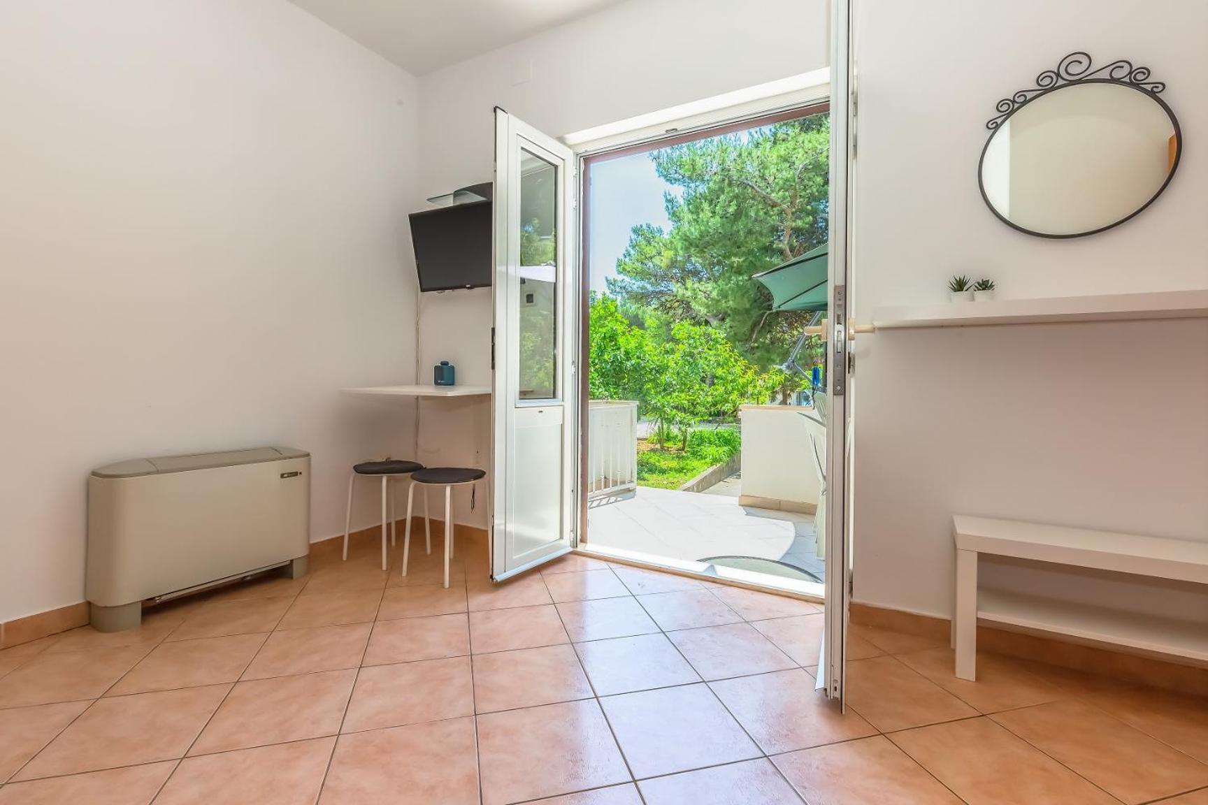 Apartments Agneza Tučepi エクステリア 写真