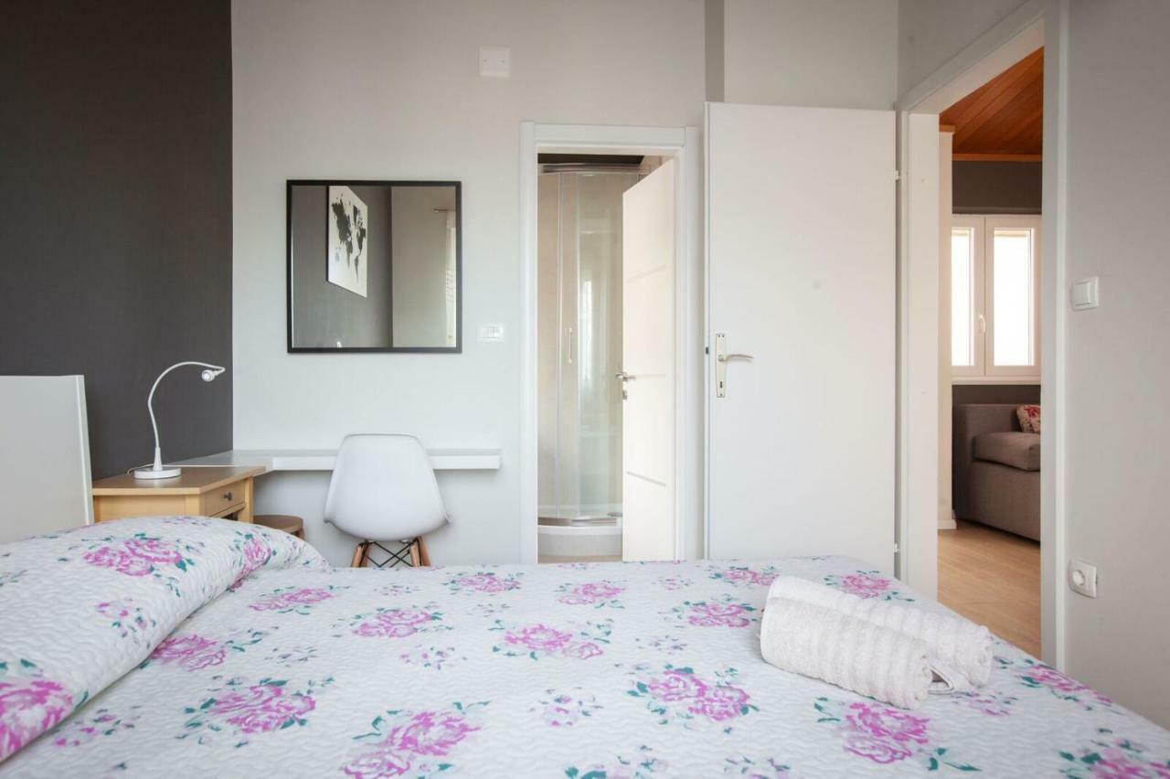 Apartments Agneza Tučepi エクステリア 写真