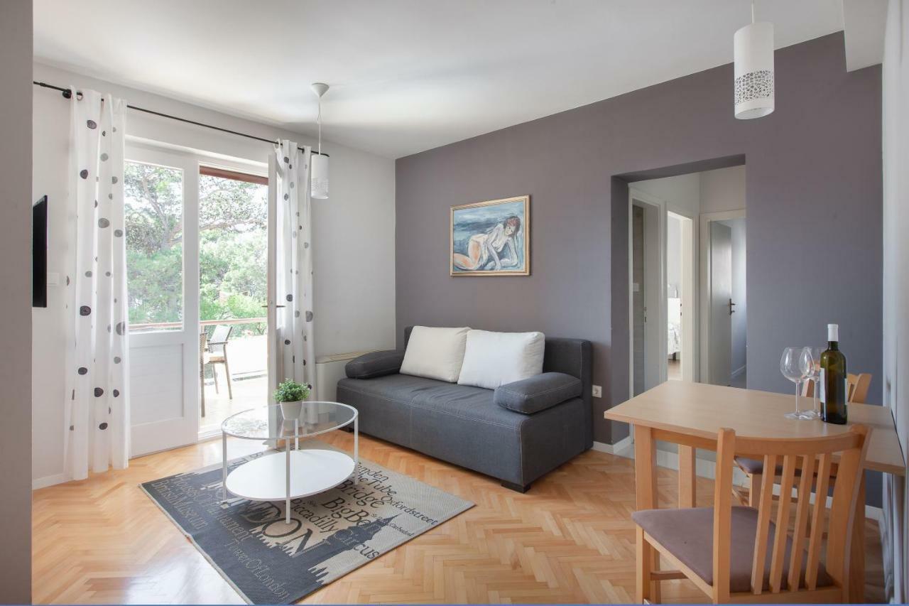 Apartments Agneza Tučepi エクステリア 写真